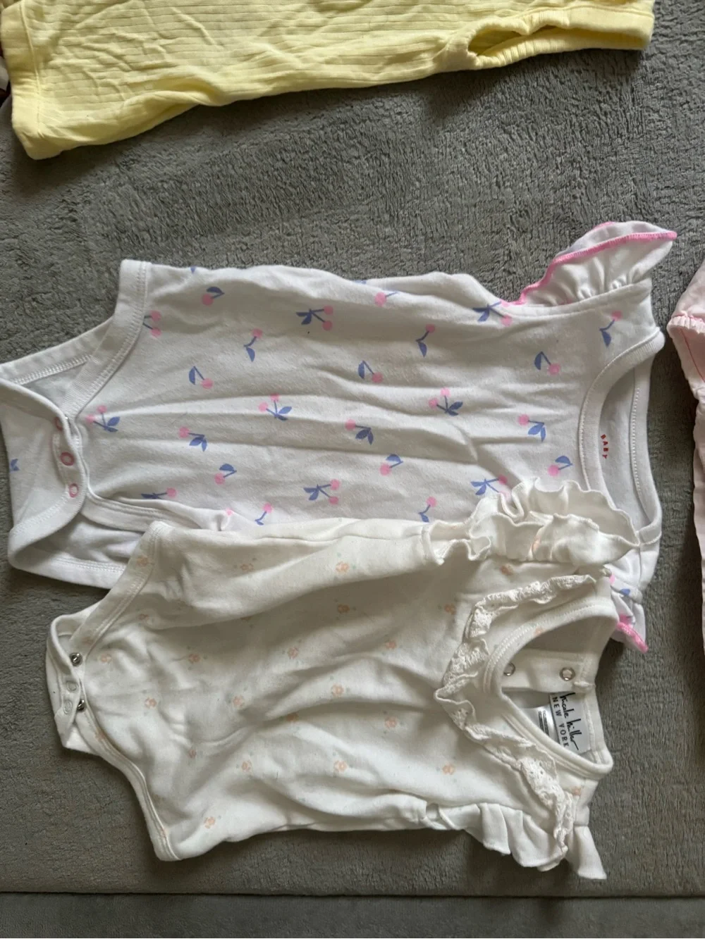 Babygirl clothing bundle sizes 3-6 months